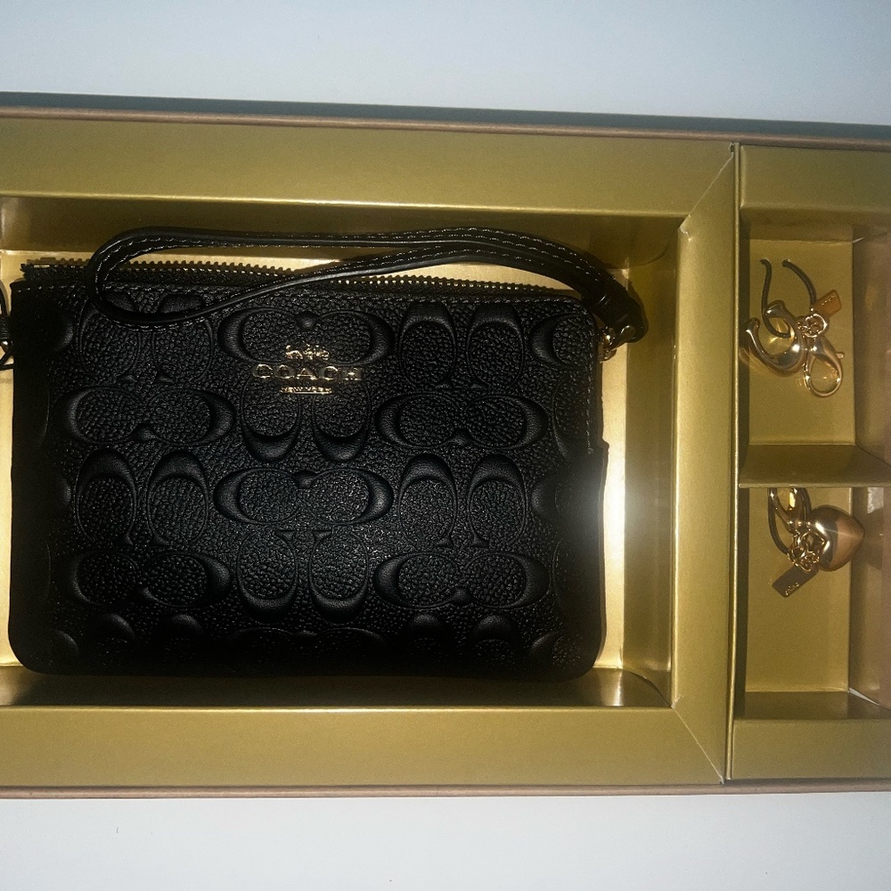 Boxed Corner Zip Wristlet with 2 Detachable Charms